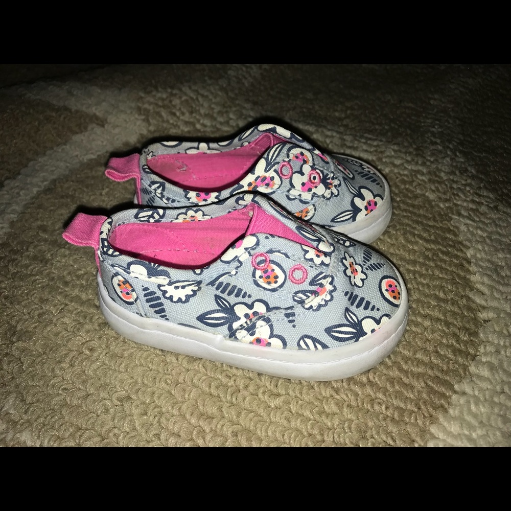 2/$10 CAT & JACK SHOES